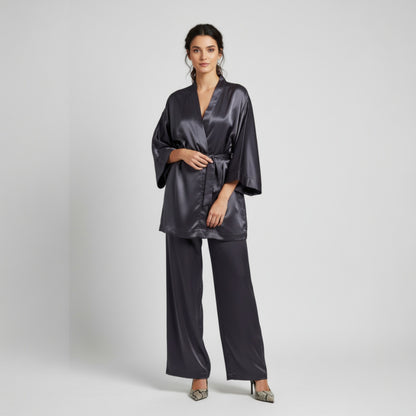 Noir Romance Kimono