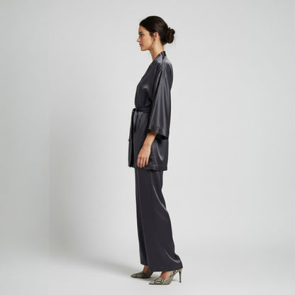 Noir Romance Kimono